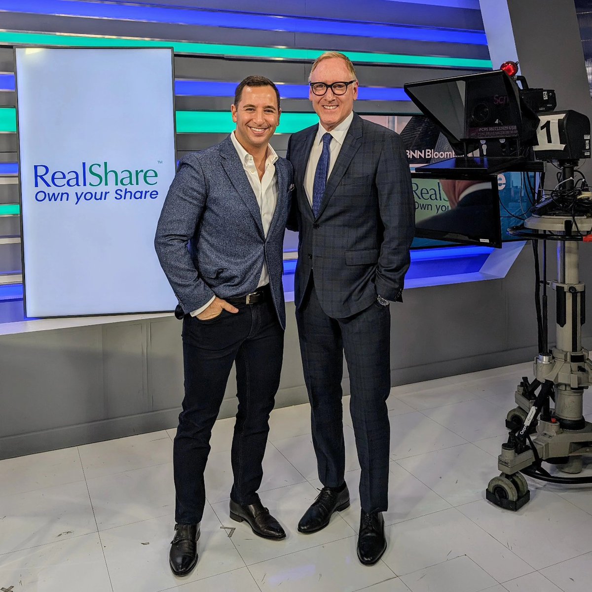 GlenBaxterTO's tweet photo. Happily hosting the latest episode of Own Your Share with @RealShareInc on @BNN with special guest Corey Shepherd Pres. of @FreedCorp which operates the Freed Income Fund.

@BNNBloomberg 
#businessnews
#realestate
#investment https://t.co/p8KAhSOs54