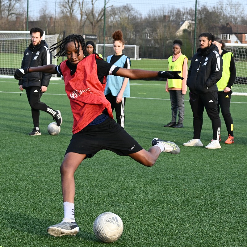 Girls Development Centre in Hammersmith & Fulham! 👀🙋‍♀️⚽ “It was so nice to attend somewhere that teaches skills and how to improve your football” Join our next open session at Fulham Cross Girls School on 23 April via fulhamsoccerschools.com