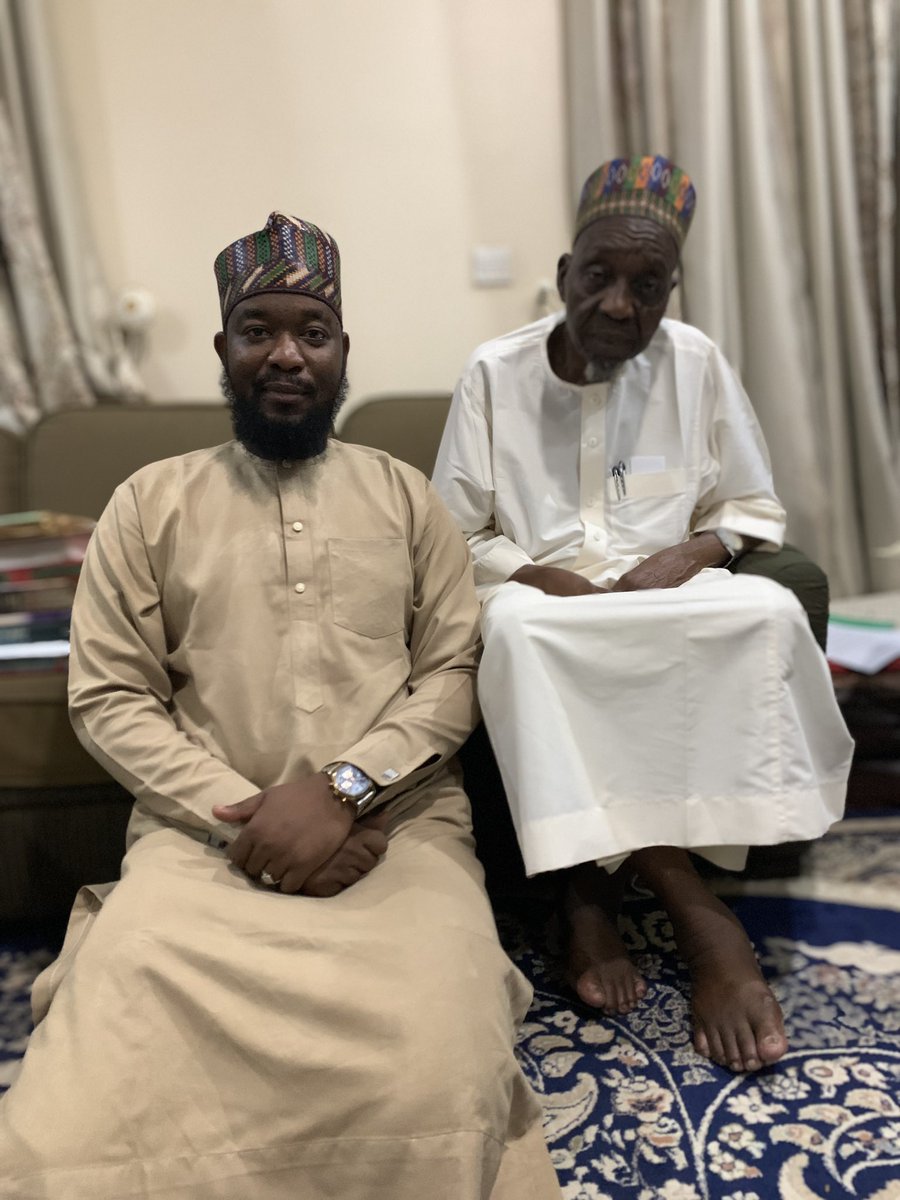 el_bonga's tweet photo. This evening, I paid a visit to our father, Hon. Justice Musa Song,  Grand Kadi FCT (rtd.). Very humble and intelligent, Justice Musa Song is one of the most outstanding Fiqhu scholars in Nigeria. The nonagenarian jurist is an embodiment of history, law and Islamic jurisprudence. https://t.co/589PA6wX1W