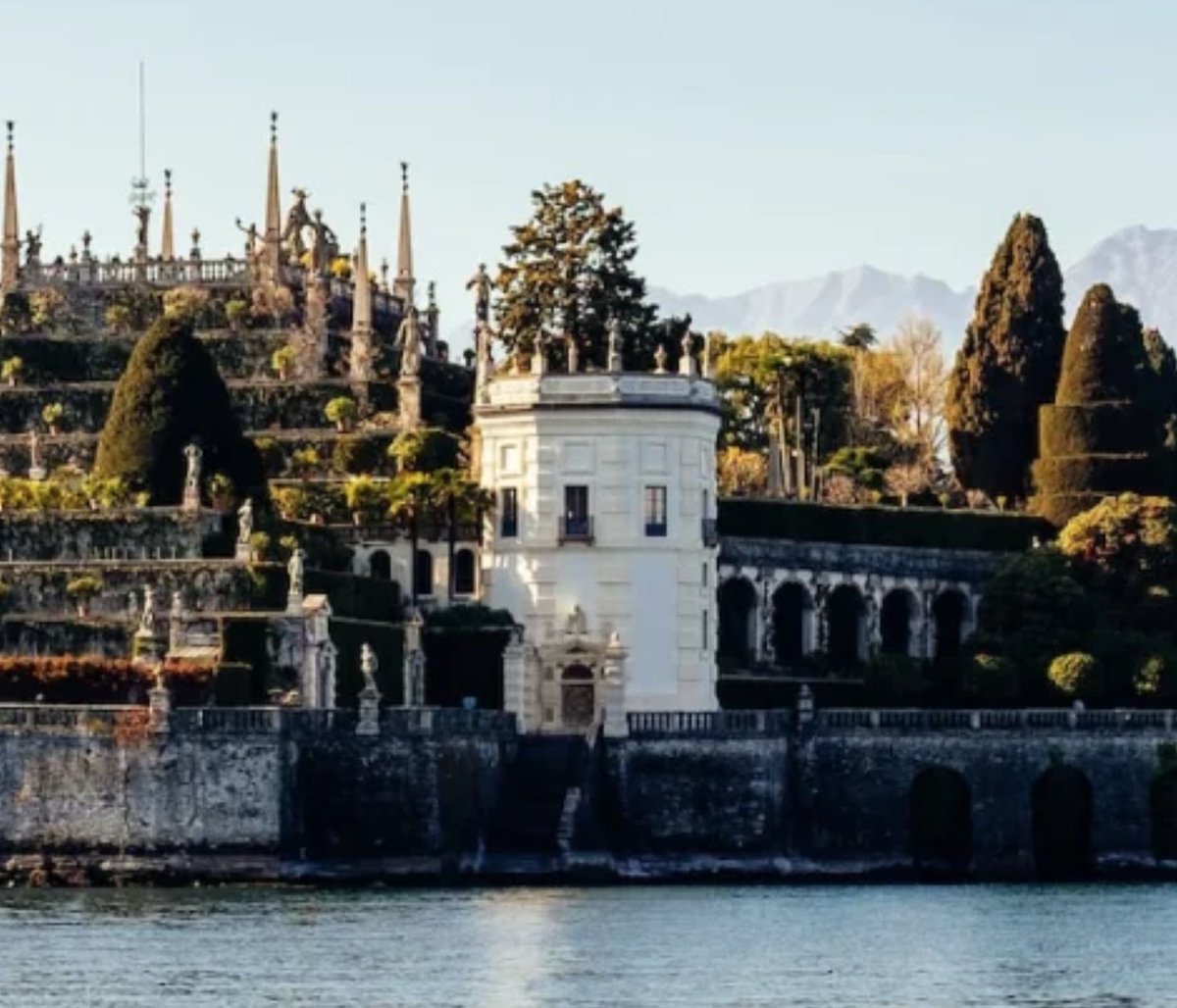 Be swept away on a 7-day journey of Northern Italy’s legendary lakes and historic cities. Experience the panoramic allure, bask in the romantic history, sip wine in its birthplace, and unwind by the sparkling water.  

tinyurl.com/northern-lakes…

#ItalyLakes #NorthernItaly