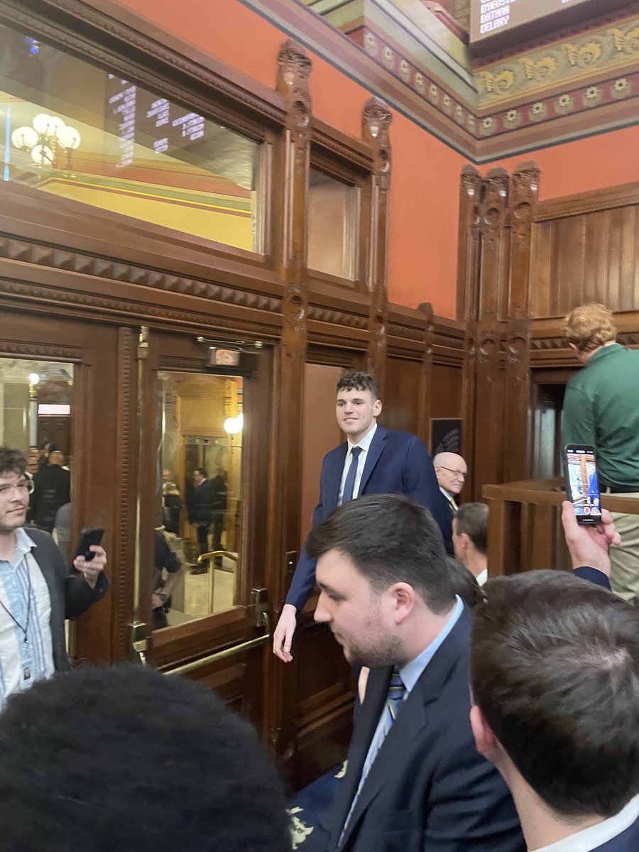 Donovan Clingan enters CT House chamber