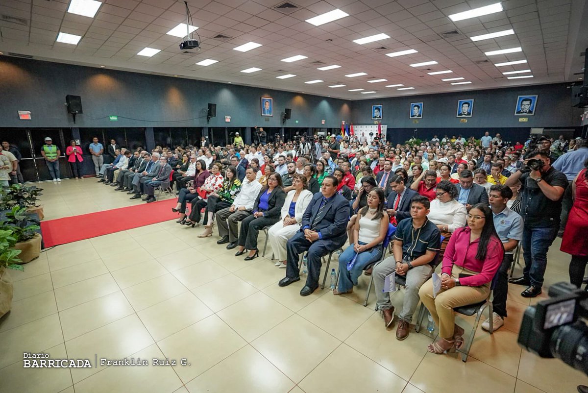 UNAN Managua llevo a cabo su 'Lección Inaugural basada en las relaciones Comerciales de #Nicaragua con la República Popular China y su Impacto en el Desarrollo Humanbo Pleno de los Nicaragüenses. @VivaNicaragua13 @Canal2Nicaragua @el19digital @nuevaya