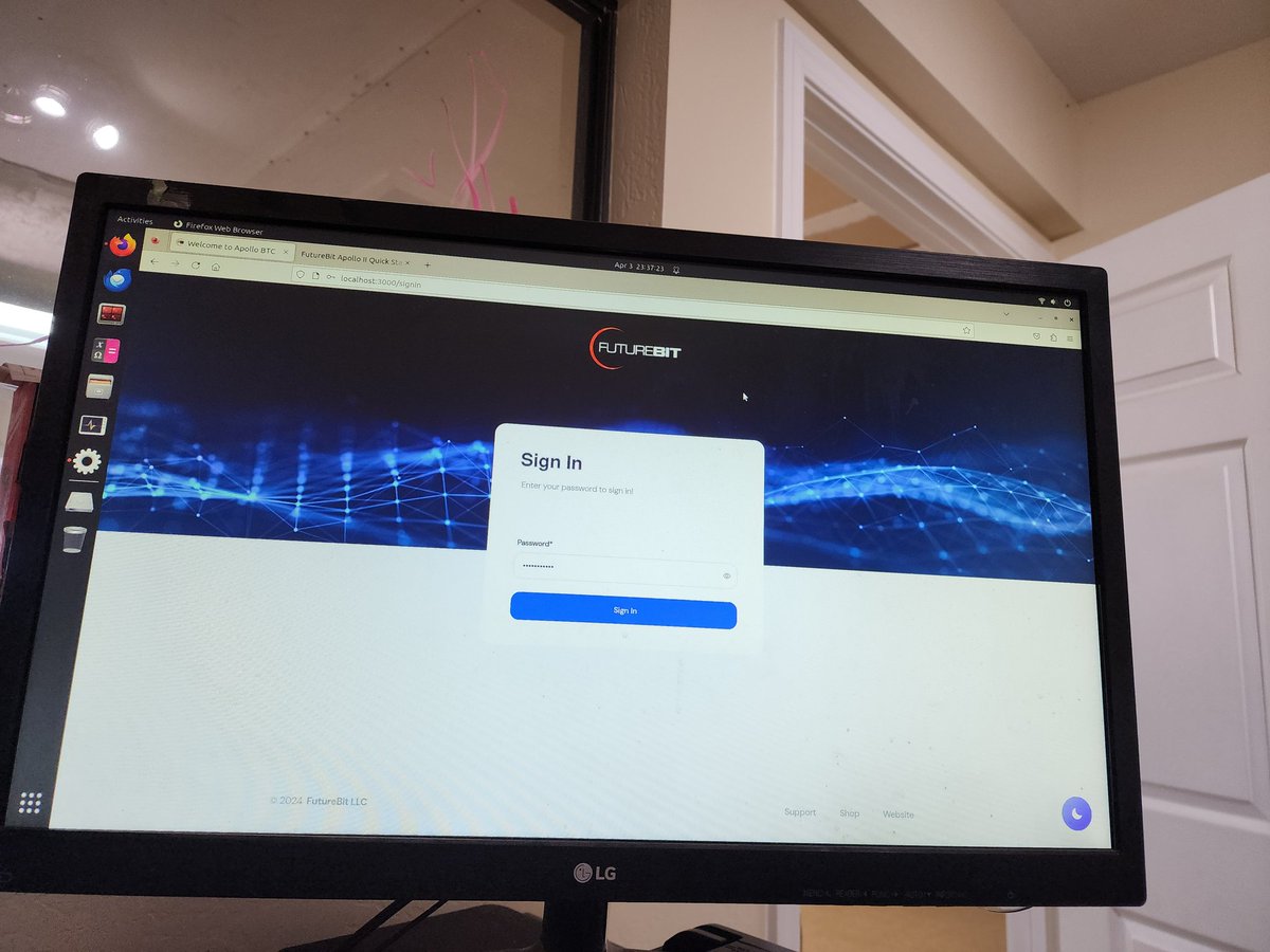 FlagstaffJR's tweet photo. @FutureBit i used a symbol for pw and am now stuck on sign in screen.  Help!   #apolloii https://t.co/AiuzJ0lq9U