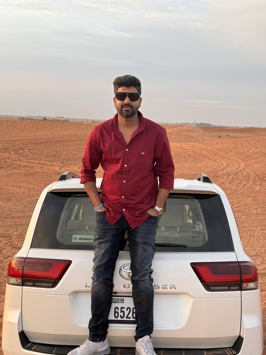 Thank you all so much for the messages and wishes, and for making not just my birthday super special but for always being there in my life!
प्यार और शुभकामनाओं के लिए,और न केवल मेरे जन्मदिन को विशेष बनाने के लिए बल्कि मेरे जीवन में हमेशा मौजूद रहने के लिए आप सभी को बहुत धन्यवाद
