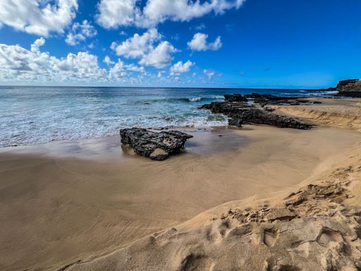 It’s a beautiful day. Trade winds are nice. Aloha. #Oahu #Aloha #iphonephotography