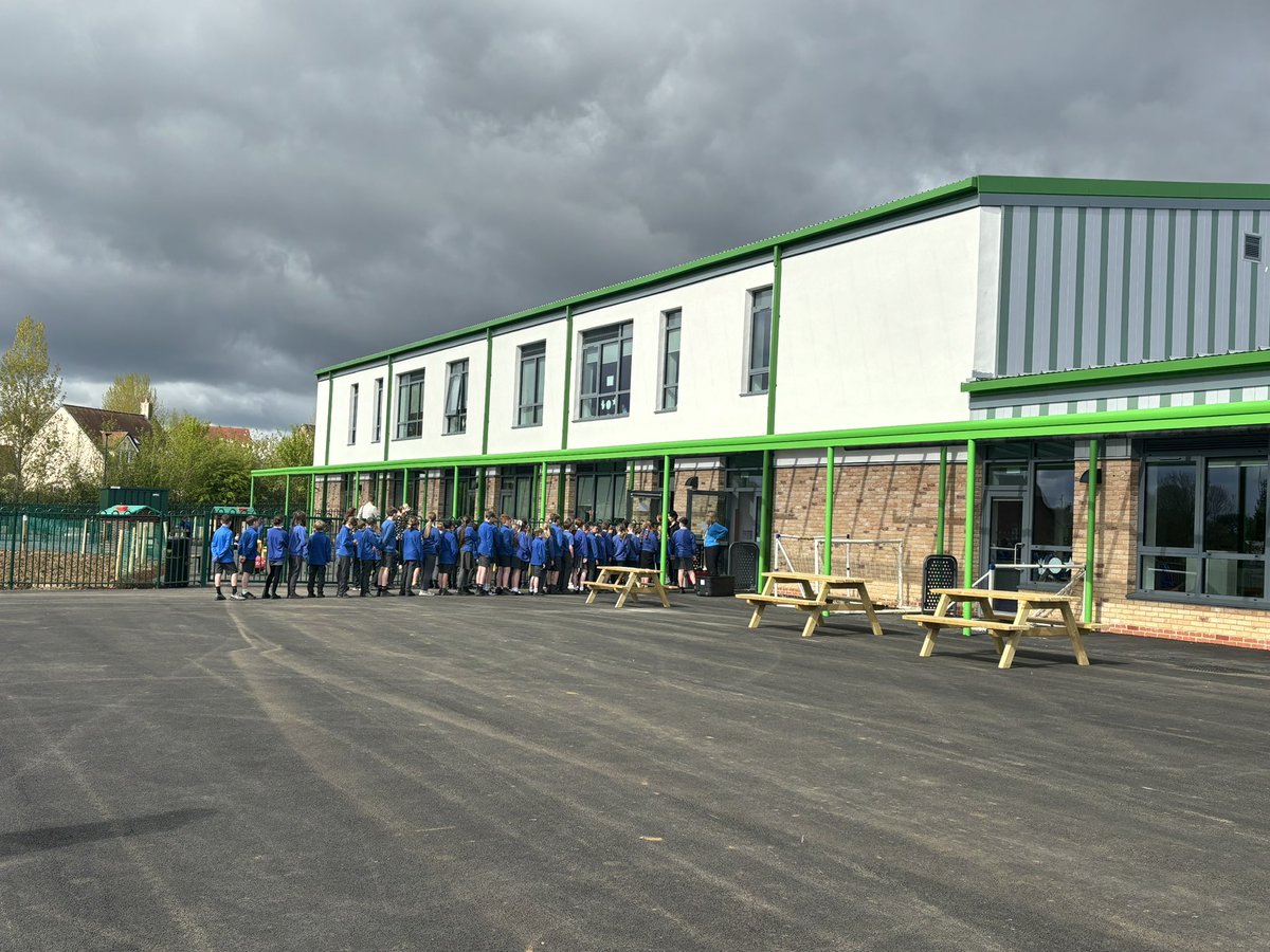 Shrivenham Primary School tweet media