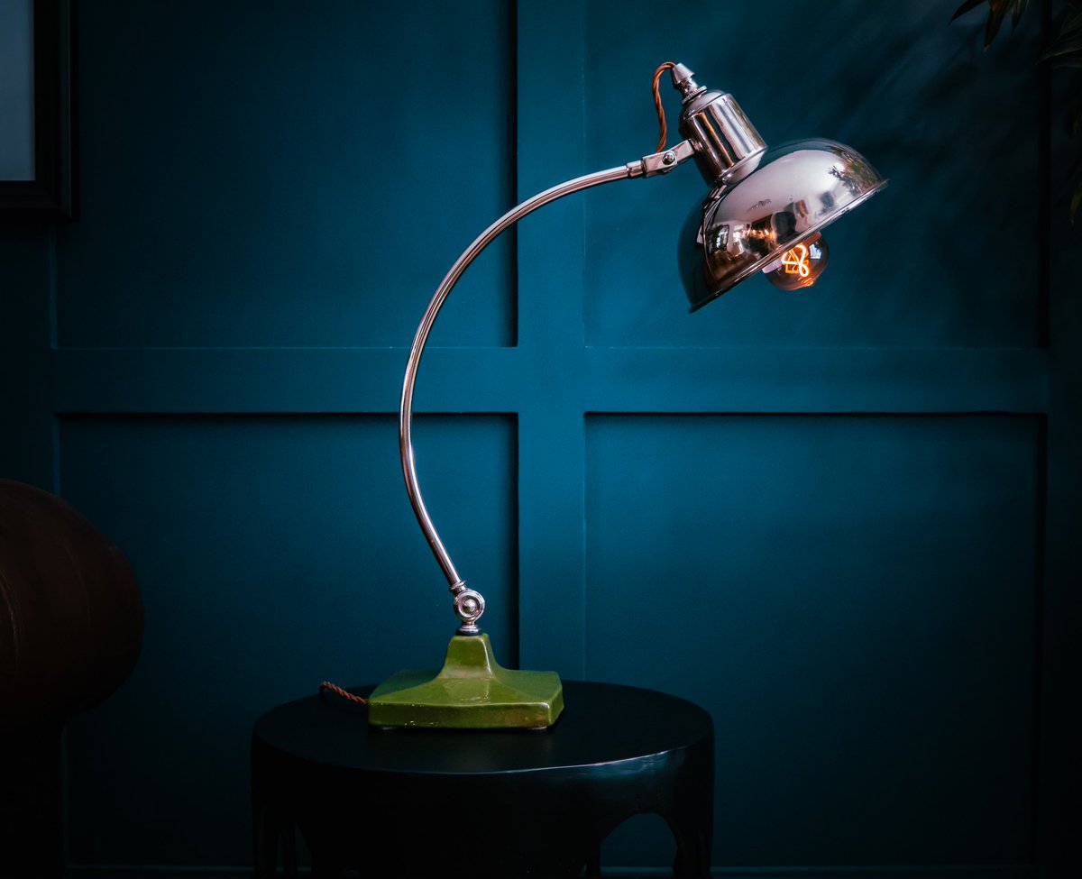 GodwinVintage's tweet photo. Vintage chrome articulated lamp with green ceramic base. Rewired with new vintage style light fitting and braided cable, and completed with Edison light bulb with spiral filament 🙂💡
https://t.co/SqHEgvYWAC 

#vintagelighting #DecorativeLamps #DecorativeLighting #TableLamp https://t.co/ypx57BC4oM