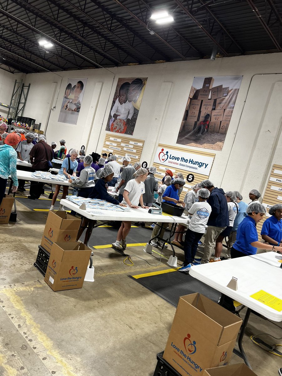 Our ambassadors packing lunches for love the hungry #dayofservice #jcpsexplore