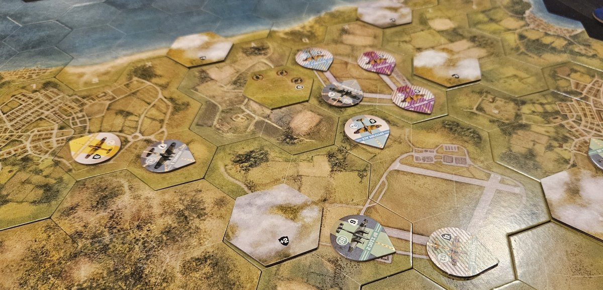 Despite my long affection for the Undaunted series, Undaunted: Battle of Britain finds its reach exceeding its grasp as it takes to the skies. My review: spacebiff.com/2024/04/17/und…