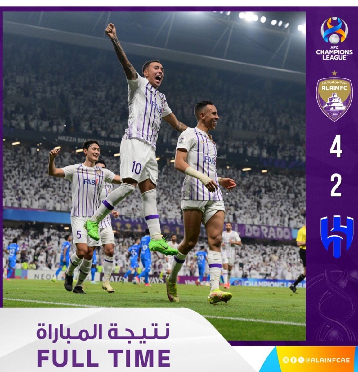 يبدو أن @saudiFF تنبأ مبكراً بخسارة فريق #الهلال مباراته في نصف نهائي #دوري_ابطال_اسيا أمام فريق #العين فبادر إلى تأجيل مباراته امام #الاهلي تحسباً لخسارة ثانية قد يتلقاها في ظرف ثلاثة ايام وبالتالي #ضربتين_في_الراس_توجع فصدر قرار تاجيل المباراة الى ما بعد ثلاثة اسابيع تعاطفاً مع