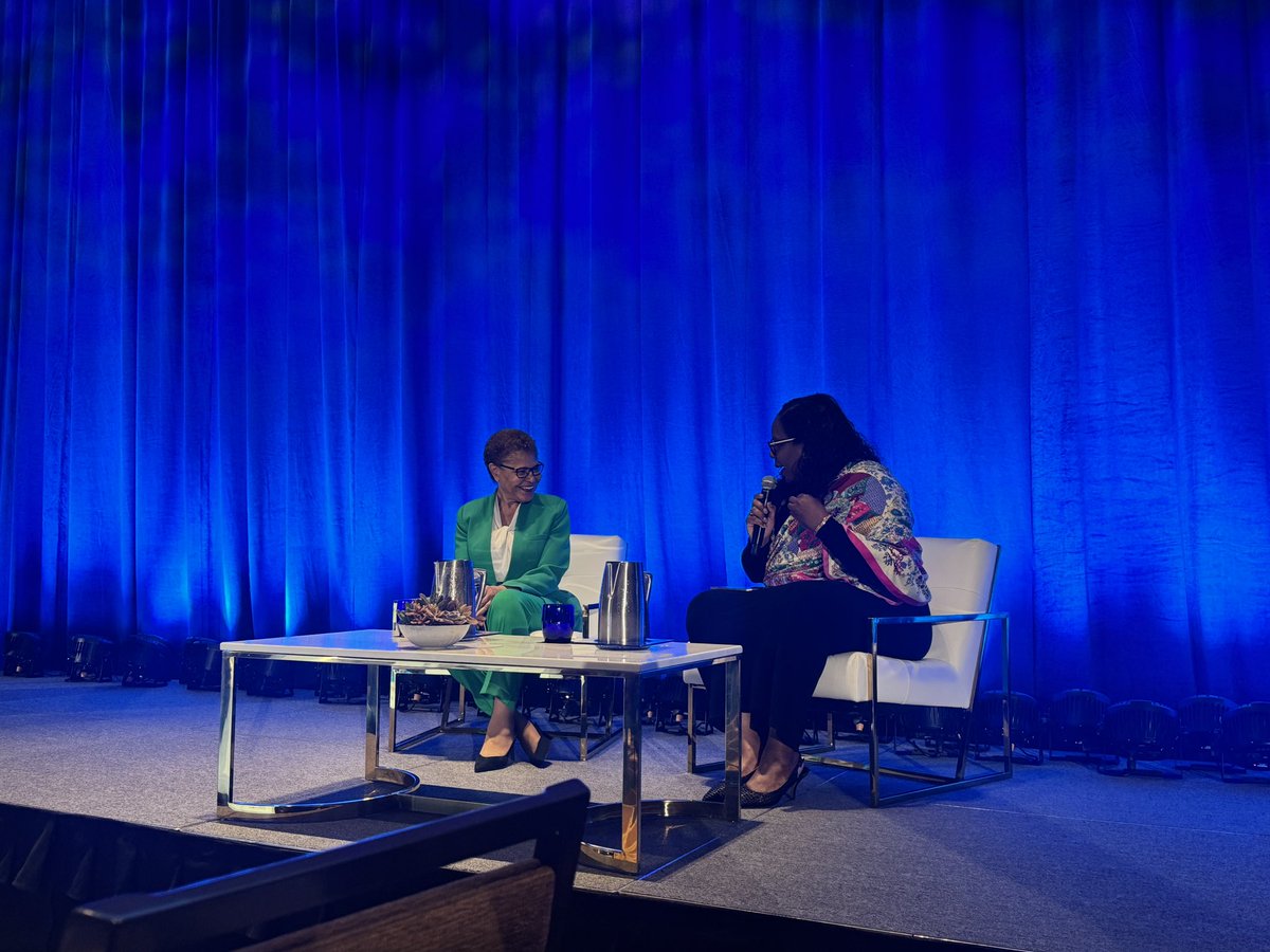 @MayorOfLA Karen Bass graced the final session of @UCLALuskin Summit on the dynamics of homelessness in @LACity, sponsored by longtime partner @hiltonfound and moderated by @EnterpriseNow’s @JWaggoner_SoCal. Special thanks to @UCLALuskin for what has been a truly special summit!