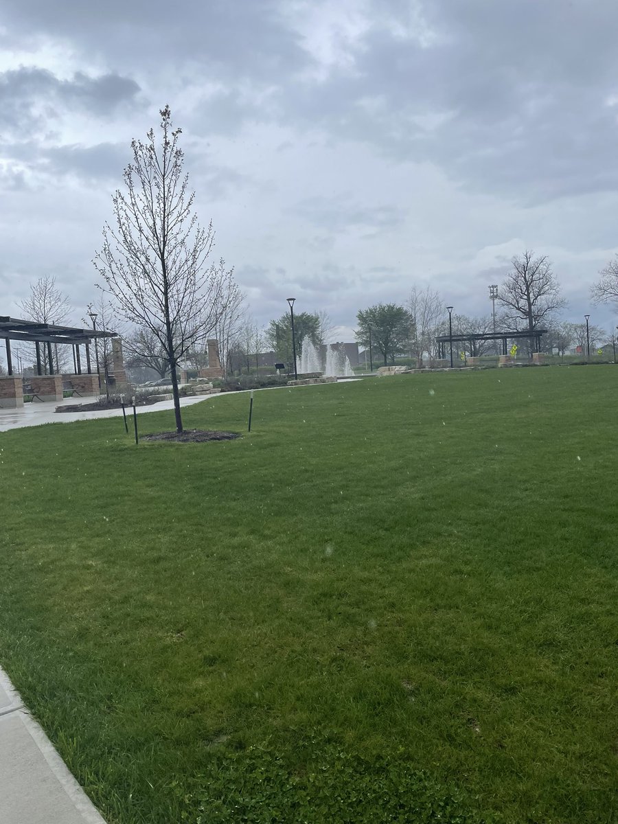 The view from Bowling Green👀

On/off rain and grey skies💧🌧️

What does it look like by you? 

#news
#weather