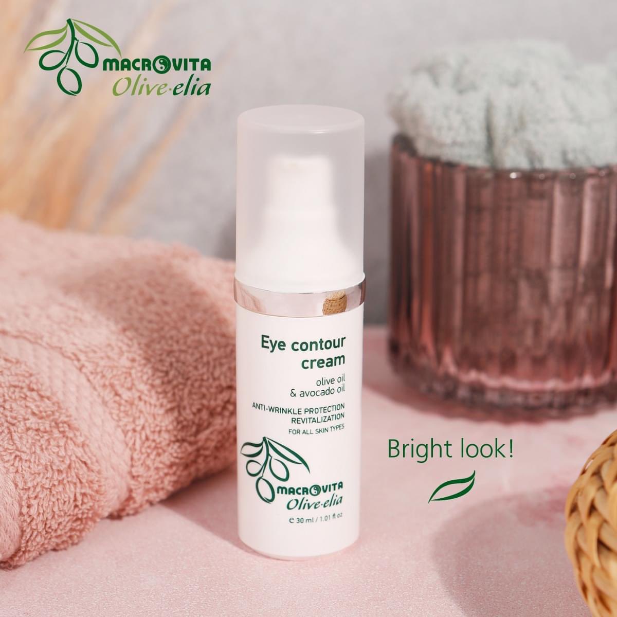 Eye Contour Cream w/ olive oil & avocado oil moisturizes, nourishes and helps to decongest and revitalize the sensitive eye contour area.
✓ Reduces wrinkles, dark circles and puffiness
✓ Improves elasticity and enhances skin complexion
✓ Offers a bright and youthful look
#Eyes