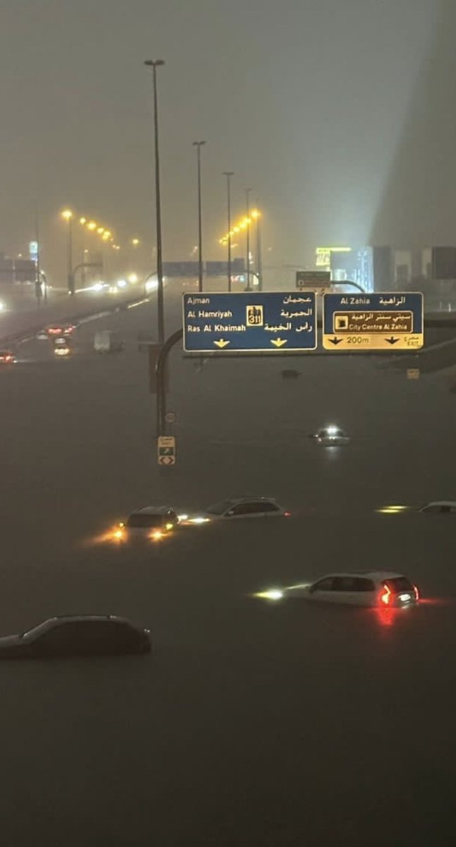 schillingplpaf's tweet photo. الحكومة الاماراتية تناشد الحكومة الإسرائيلية سرعة التدخل لإنقاذ الإمارات من طوفان المنتقم https://t.co/WByUczNIdE