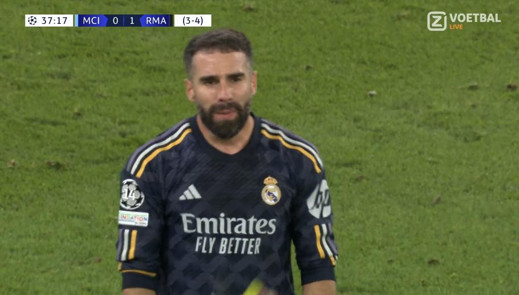 📸 - Yellow card Carvajal! Suspended for the first leg of the Semi Final!. Martinelli will feast