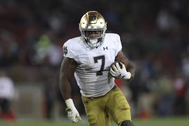 🚨EXCLUSIVE: Notre Dame star RB Audric Estime just completed his TOP-30 visit with the Buffalo #Bills, sources tell @_MLFootball. 

<a href="/AudricEstime/">Audric Estime</a> is only 20 years old and had 1,341 rushing yards and a Fighting Irish record of 18 touchdowns.