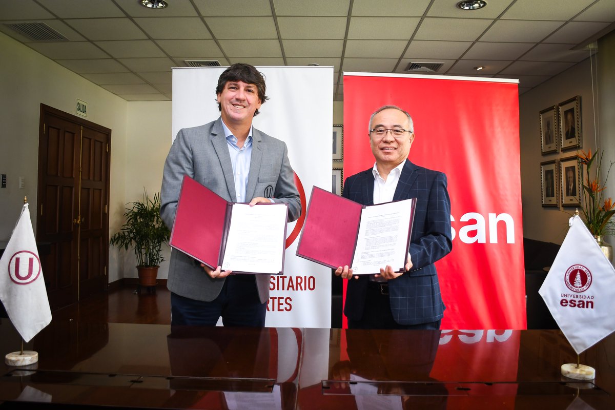 𝗚𝗔𝗥𝗥𝗔 𝗬 𝗘𝗫𝗖𝗘𝗟𝗘𝗡𝗖𝗜𝗔 🏆🤩

✍️ Universitario firmó un histórico acuerdo con la <a href="/universidadesan/">Universidad ESAN</a> para brindar una formación integral. 

🔝 Nuestros deportistas podrán acceder a becas con cobertura total para diversas carreras universitarias y programas de posgrado.