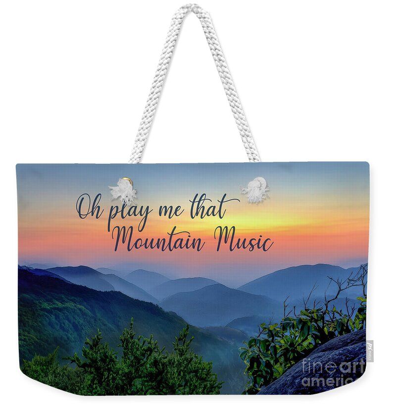 “𝐎𝐇 𝐏𝐋𝐀𝐘 𝐌𝐄 𝐓𝐇𝐀𝐓 𝐌𝐎𝐔𝐍𝐓𝐀𝐈𝐍 𝐌𝐔𝐒𝐈𝐂” Weekender Tote Bag HERE: buff.ly/3U3Q2Pn #SheliaHuntPhotography #PlayMeThatMountainMusic #sunset #SmokyMountains #GreatSmokyMountains #GreatSmokyMountainsNationalPark #Tennessee #Appalachians #BuyIntoArt #Tote Bag
