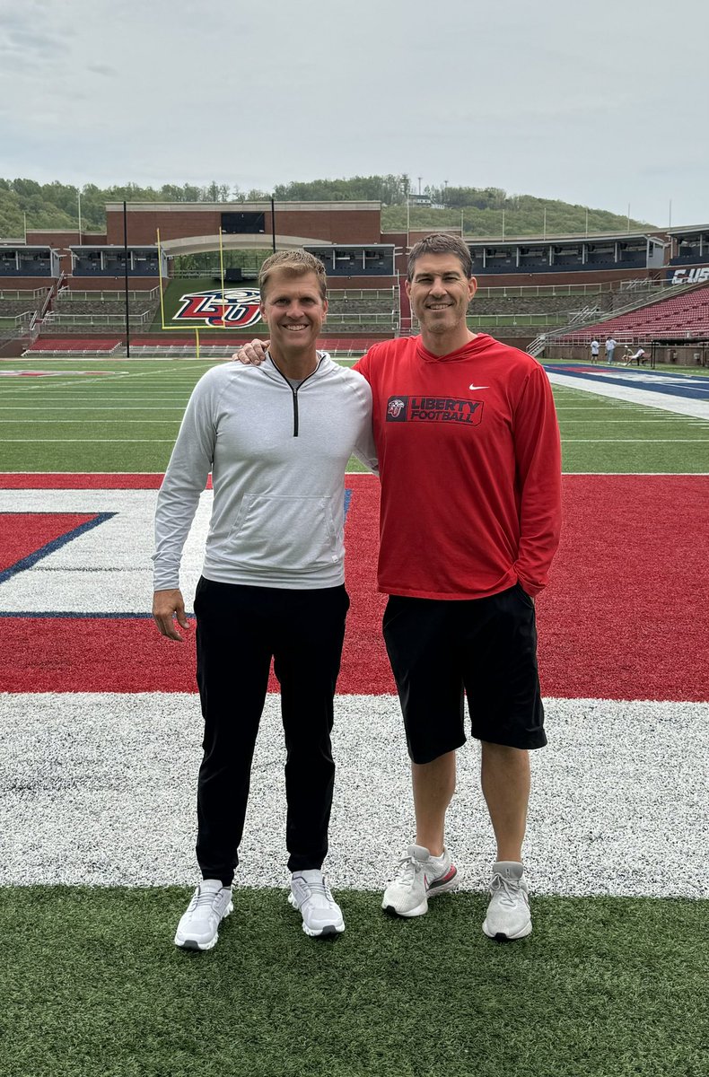 Had a blast with @LibertyFootball team & staff today! So much respect and appreciation for how my good friend @CoachChadwell leads! He gets it! All about the bigger WHY! Thanks Coach! #HeartsetMatters