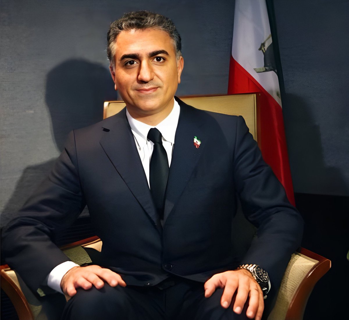 که تو جانِ دوباره‌ی ایرانی... ❤️

#شاهنشاه_رضا_پهلوى 
#KingRezaPahlavi‌