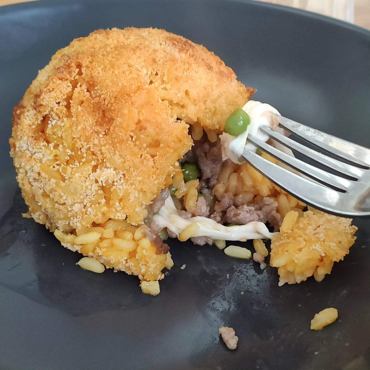I've cooked Arancini for the first time (if you're italian, don't come for me. I did my best)