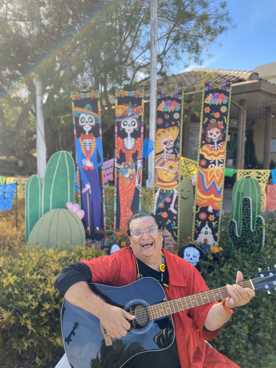NWRPCA's tweet photo. NWRPCA mourns the loss of our dear friend Dr. Roberto Dansie. Roberto was a humanitarian and constant advocate for farmworkers and all those on the margins. He was a frequent presenter at our conferences, especially the Western Forum for Migrant and Community Health. https://t.co/Nzk45Qc6oN