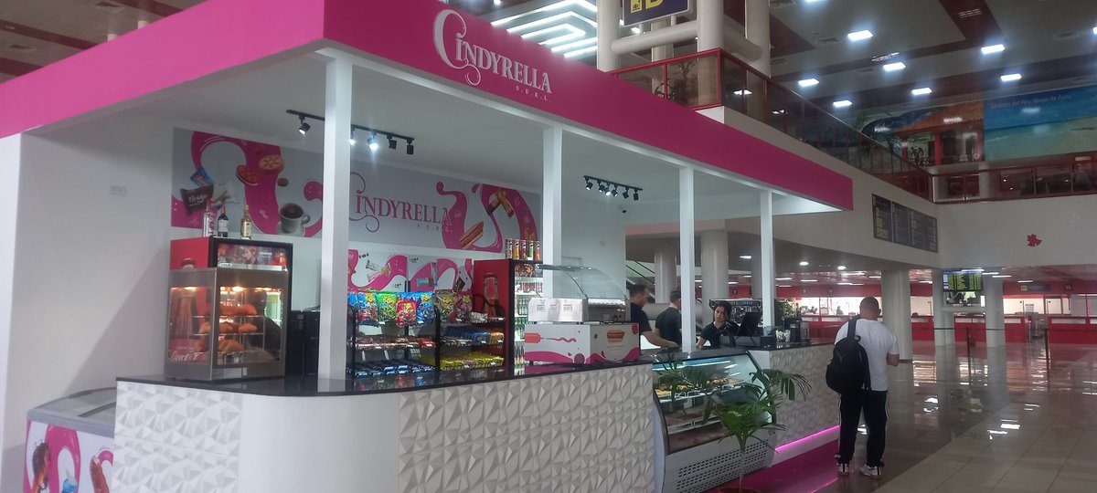 El #AeropuertoInternacionalJoséMartí  continua incrementando el servicio de ofertas gastronómicas a nuestros clientes, a través de diversas formas de gestión. Trabajamos para elevar la calidad de nuestros servicios. ✈
