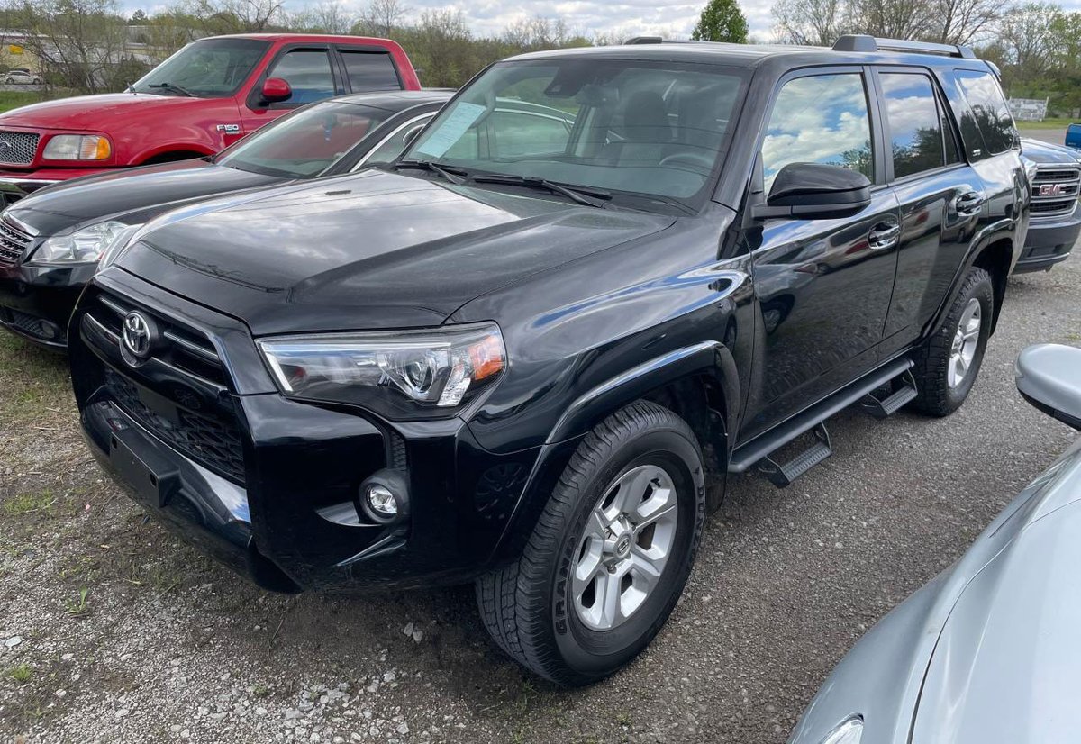 🚗🌲 Adventure awaits with #RideSafely! Up for auction: 2023 Toyota 4Runner SR5 🌟 CLEAN, featuring a 4.0L DOHC 24-Valve V6 and a 5-Speed Automatic Transmission. Robust and ready for any terrain! Start your bid at $19,200 - secure it for even less! #ItsUpForAuction #Toyota4Runner…