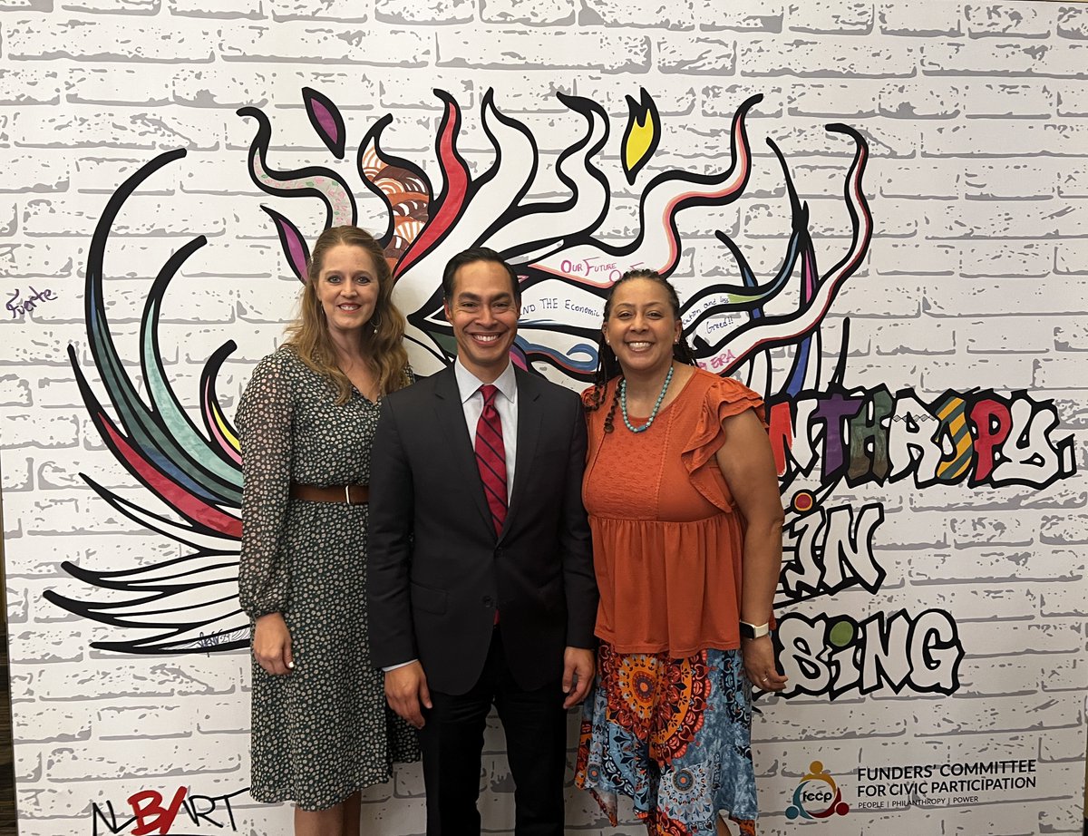 So this just happened! Our @AFJBeBold Director, @NatalieAFJ, and VP of Communications, @ClearyBobb, met Secretary @JulianCastro. Earlier, he joined the #2024FCCPConvening to address @FCCPTweets on the state of our democracy.