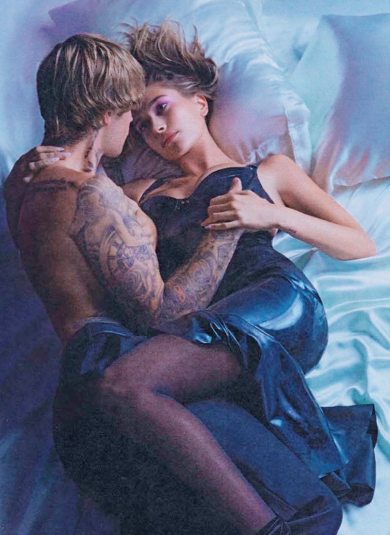 soulsearchstina's tweet photo. ☽ Hailey & Justin Synastry Ⅲ ☾

༺♡༻

The wheels of fate they turn, just like the tables do...
I've never gotten such strange feelings from looking into a couple's synastry as I did with these two & it gave me an idea to look into it even deeper.
Despite feeling incredibly uncomfortable in the process.
There are just too many things that aren't right here... 
The Bieber wedding took place on September 30th in 2019 in South Carolina & despite not knowing the exact time for the ceremony, the aspects of that day unfortunately speak for themselves...
I have also made Solar return charts for both of them to see what profection years they're both currently experiencing & what planets are influential etc.
I'm your celestial detective, so let's deep dive together shall we?
The Saturn Venus square on the day of the wedding is an aspect that immediately stood out to me, alongside Neptune squaring Jupiter that feels like a shadowy veil being used as a blindfold to cover a person's eyes from the truth.
For Hailey, this marriage comes across as a legal agreement with the True Node transiting her 7H on the day of the wedding ceremony, but I personally do not like how in Justin's chart, the Cancer ♋ True Node is transiting his 8H at that same time, affecting him quite deeply.
Of course, all of this could mean a meaningful connection that brings along true love with deep healing & that is what I myself would want to believe but the astrology of it all just won't let me unfortunately...
True Node in ♋ on the day of the ceremony was also opposing Saturn (Capricorn ♑ transiting Justin's 2H) & squaring Sun (Libra ♎ 11H transit for Justin).
The Pisces ♓ Lilith transit happening in Justin's natal 4H was squaring Sagittarius ♐ Jupiter (Justin's 1H transit) which also just makes me feel more & more uneasy as I see it affect her so positively, yet somehow he is taking the negative aspects of it all.
Chiron was opposing Sun/Mars on the day of the wedding as well...
Vertex represents fated events, but unfortunately there seems to be no astrological air of romantic safety here with Vertex squaring Moon/Mercury AND Venus oh AND Part of Fortune of all things...
Yet, sextile Mars indicates that the decision has been made & action has been taken.
Neptune conjunct Lilith doesn't make me feel happy either, as it further implies that a siren is luring a person into their doom.
None of this comes as a surprise though, considering how young they were when they married & how the current ♓ Saturn return happening for Justin is highlighting everything & bringing all sorts of truths to light, with a lot of clarity added.
One must face the truth of their life at a certain time, one cannot keep burying their head in the sand.
Which now brings me to Justin's Solar chart that again, just made me uneasy, considering that he is experiencing a 7H (marriage/relationships /contracts) year that is not only Mars ruled with a 1H Chiron transit, but it also highlights how strong the influence of his Saturn return is having on him, with it transiting the 12H in the Solar chart(hidden truths coming to light) & how his natal 4H connecting to his home life & sense of safety is being completely ripped apart.
There's a reason as to why he does not look happy, healthy or well in any of the recent photos we've seen of him.
Solar Venus/Mars are both squaring his natal Scorpio Jupiter which makes me nervous as again, this highlights his hidden 12H themes for the year ahead. Suc specific connections can be made between such specific placements, it's honestly eerie.
The ♐ Part of Fortune in the Solar chart is squaring his natal Saturn & natal Chiron, considering how Hailey has strong ♐ placements... 
Remember how I mentioned Vertex & fated events?  Fascinating how Justin's Solar Saturn is trine ♋ Vertex in the 8H for the year as he revisits the event of his marriage, especially considering how the True Node in ♋ changed the course of his life so much on that exact date... ღ