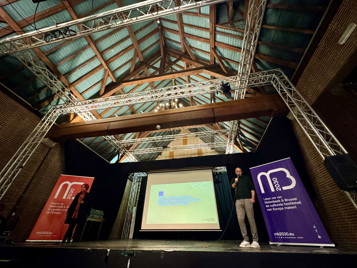 L'ouverture de la Spring Assembly a été merveilleuse 🌟
Merci à tous &amp; toutes d'être venu·e·s, à demain 👋 (découvrez notre programme et rejoignez-nous ! 👉molenbeekforbrussels2030.eu/fr/participez-…)

📸 Aurélien Goubau

#MolenbeekforBrussels2030 #MB2030 #ECOC #SpringAssembly