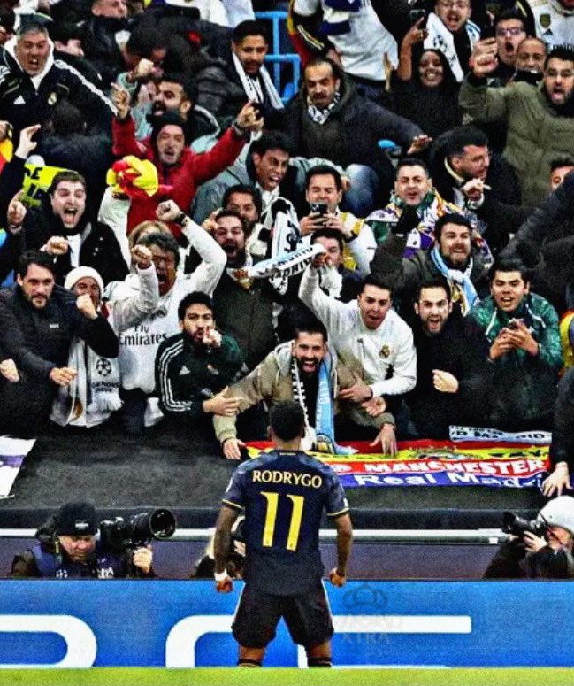 MadridXtra's tweet photo. WHAT A PICTURE! 🥶 https://t.co/xx9dNrGpgS