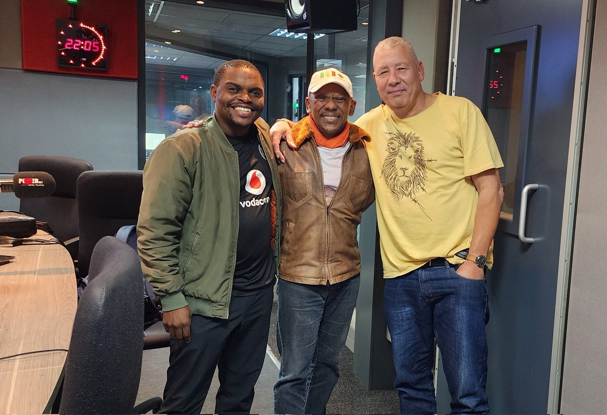 Guess who I bumped into at @Powerfm987 the one and only @Tzoro1 with @DenzilTaylor. 

#POWERPerspective 

Live right now.