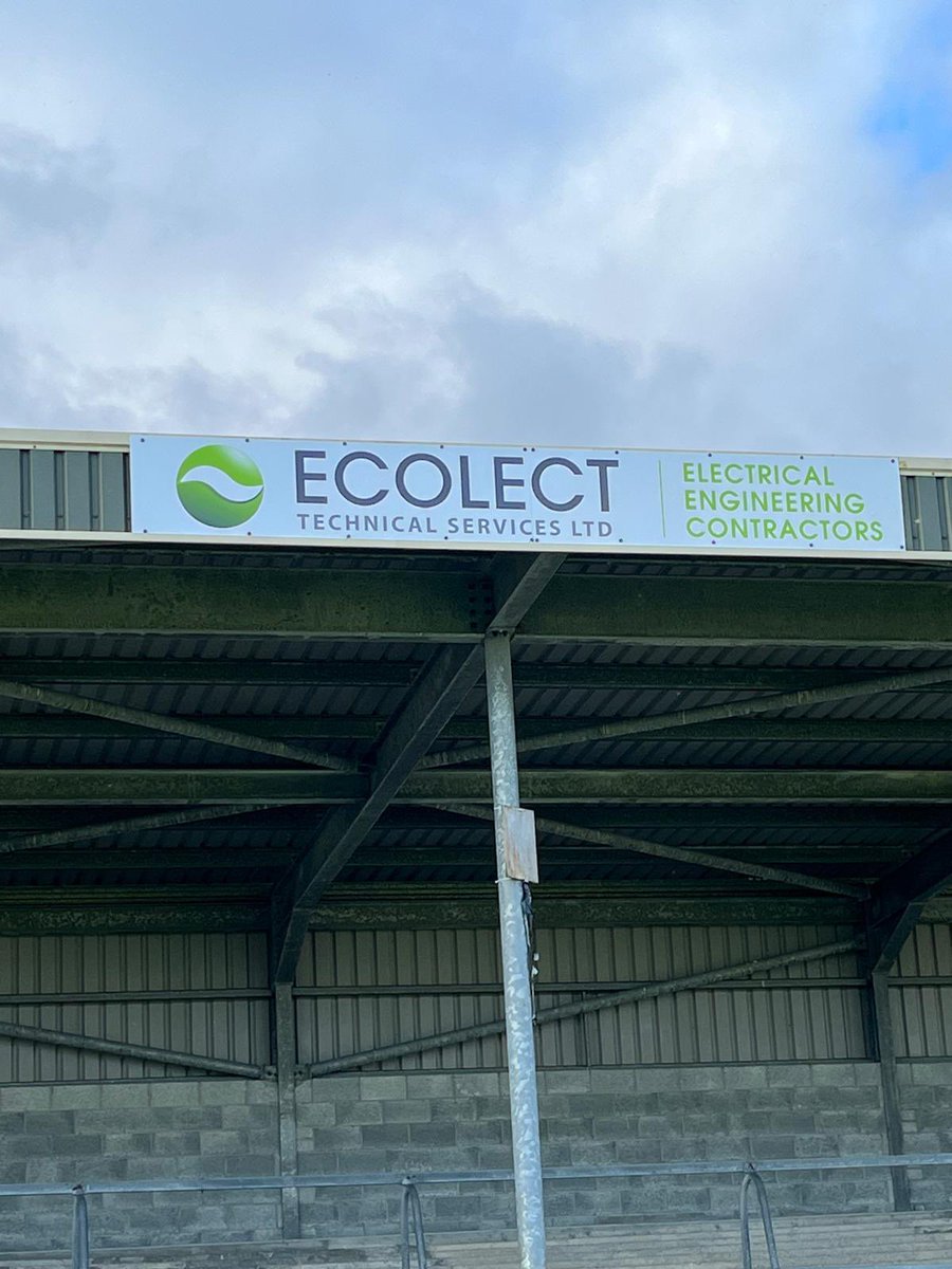 Two fresh advertising signs in today ahead of Sundays game. Thanks a million to those in @LHTechnik and Ecolect for the support for the next 12 months. Email me on niall290@hotmail.com if your business would like to get on board the Cusack park advertising scheme 🤝🤝