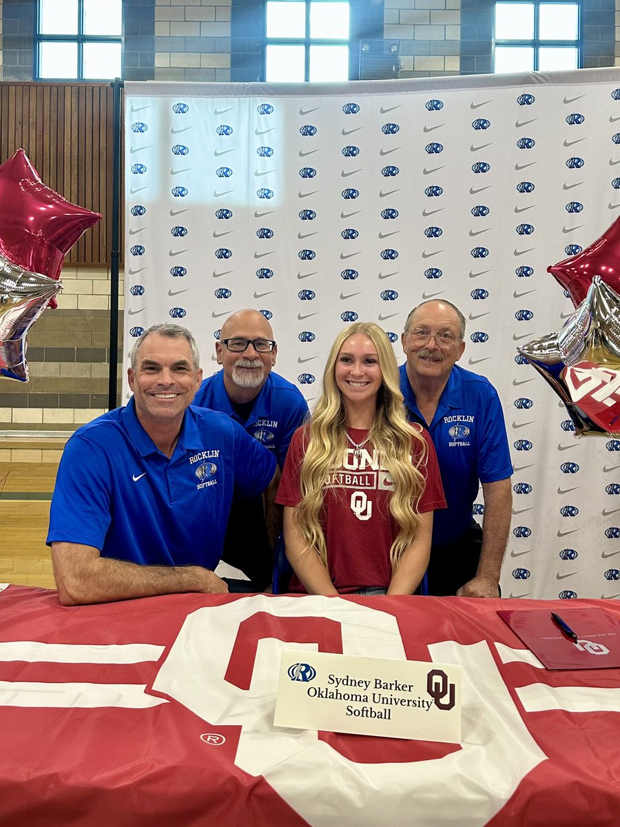 @SydBarker2024 signing day!! @ou_softball We are all so proud of you and can’t wait to see you playing at the highest level next season! Boomer Sooner!! @RocklinSports @SacMaxPreps @CoachJimmy22