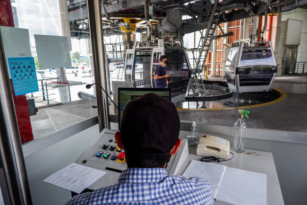 Operaciones del cable aéreo han sido reanudadas después de la tormenta eléctrica ⛈️. ¡Es hora de volver a disfrutar de la comodidad, seguridad, eficacia y rapidez de nuestro medio de transporte.
<a href="/bcnoticiasmzles/">BC Noticias</a> 
<a href="/lapatriacom/">Periódico LA PATRIA</a>