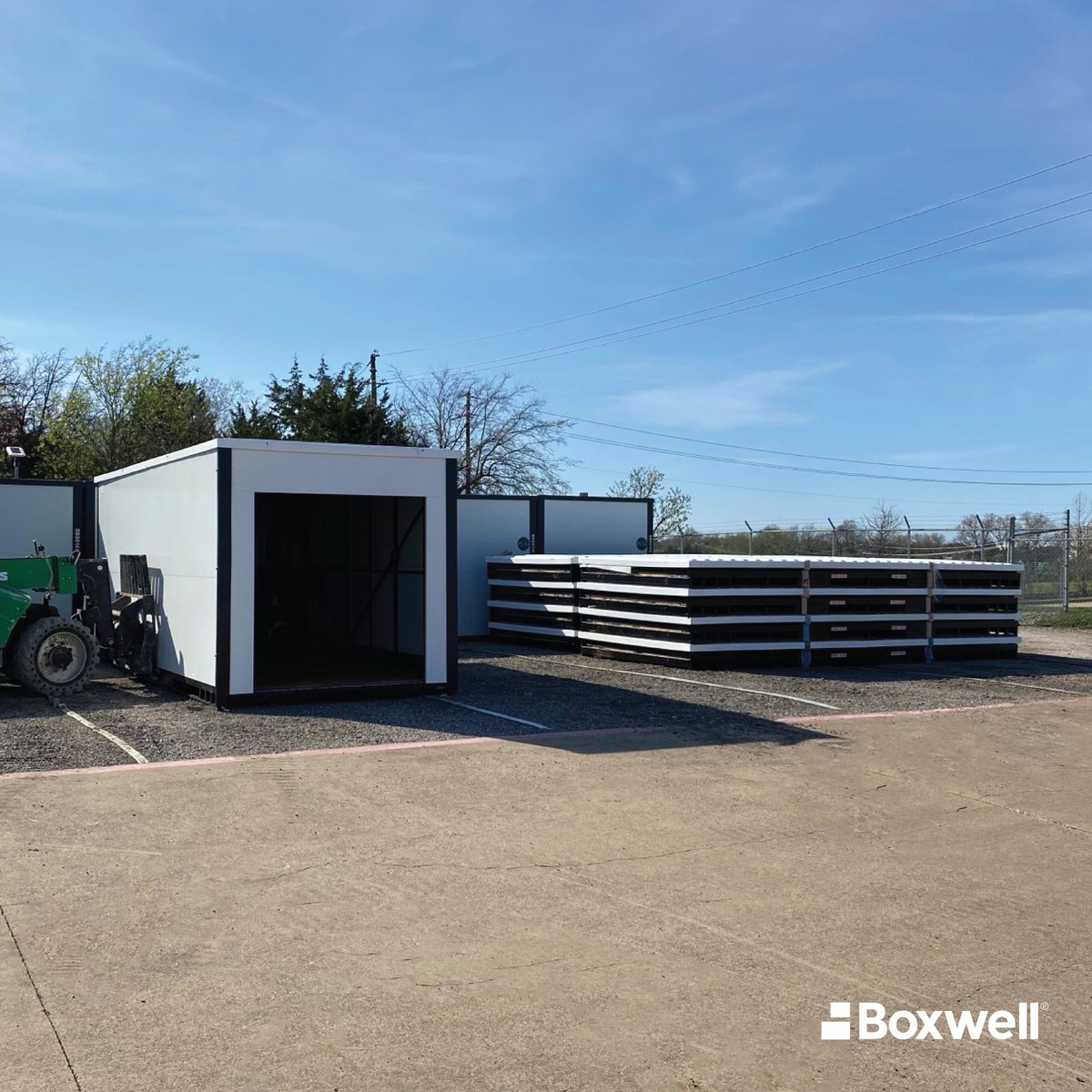 BoxwellStorage's tweet image. Flat-Packed ➡️  Fully Installed Relocatable Units
.
.
#flatpacked #selfstorage #storage #investing #storagesolutions