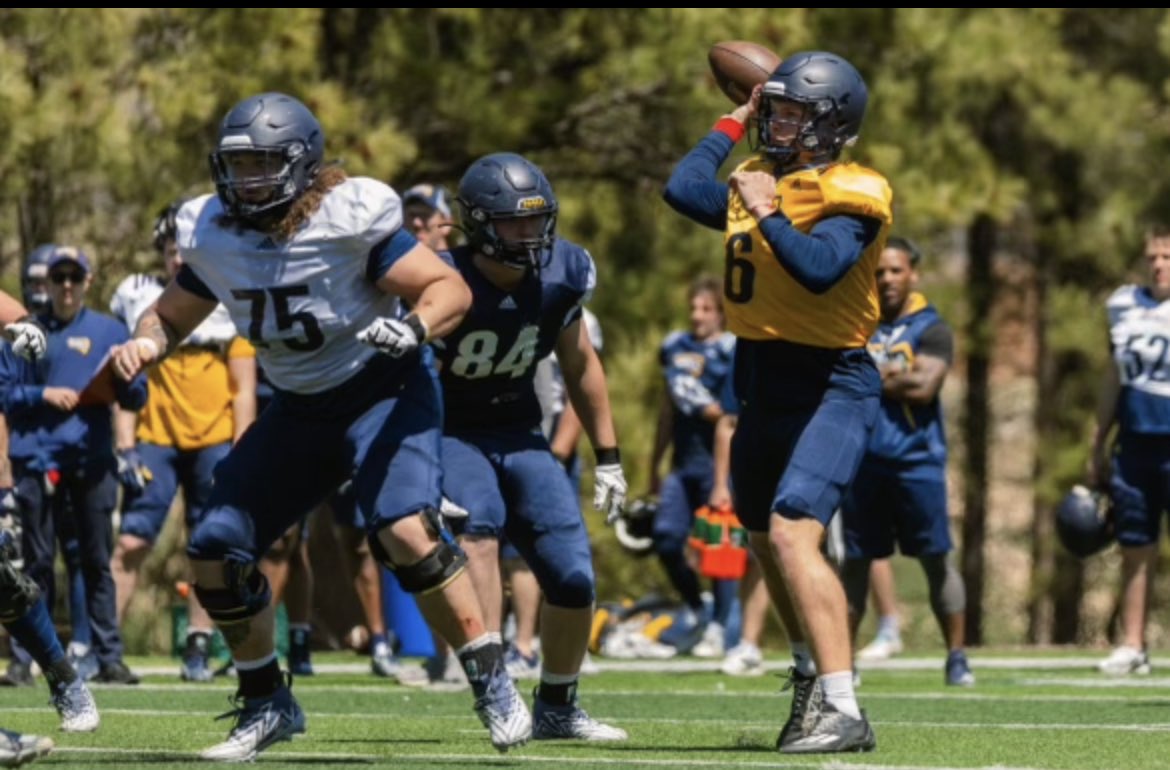 Good luck to former 🐻 Kaden Bancroft #84 as he competes at DL @NAU_Football this spring!! 🐻💪 @BashaAthletics @MarquesReischl