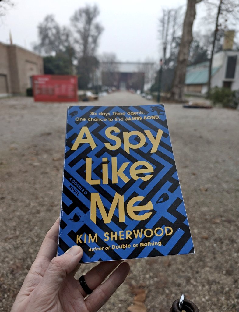 The Biennale is out of the bag! Kim has revealed that part of A Spy Like Me takes place during the Biennale. Here are some photos I took of the book at that location, back in December when I was reading it for the first time Can't wait for everyone to read it so we can discuss!