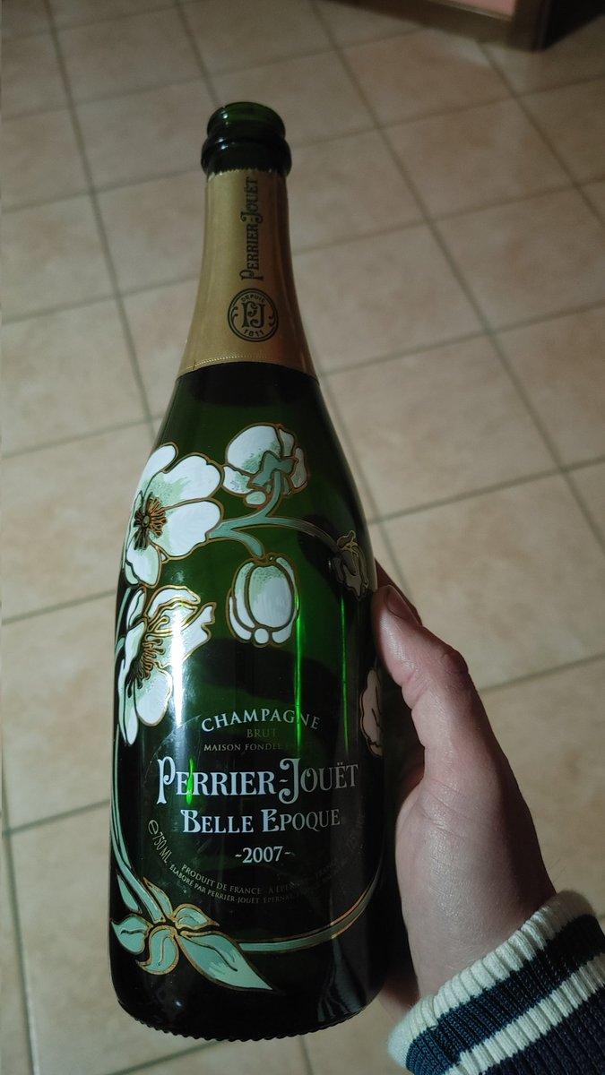 RudyFrassi's tweet image. Si stava meglio... quando si nascondevano le prove!!! 🍾🍾🍾