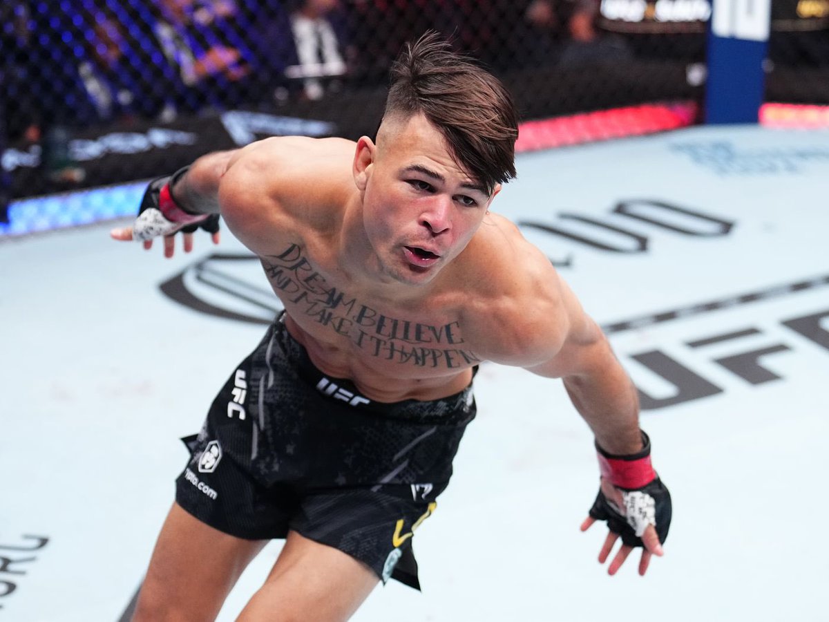 Unpopular opinion:

Diego Lopes has surpassed Khabib on the GOAT list