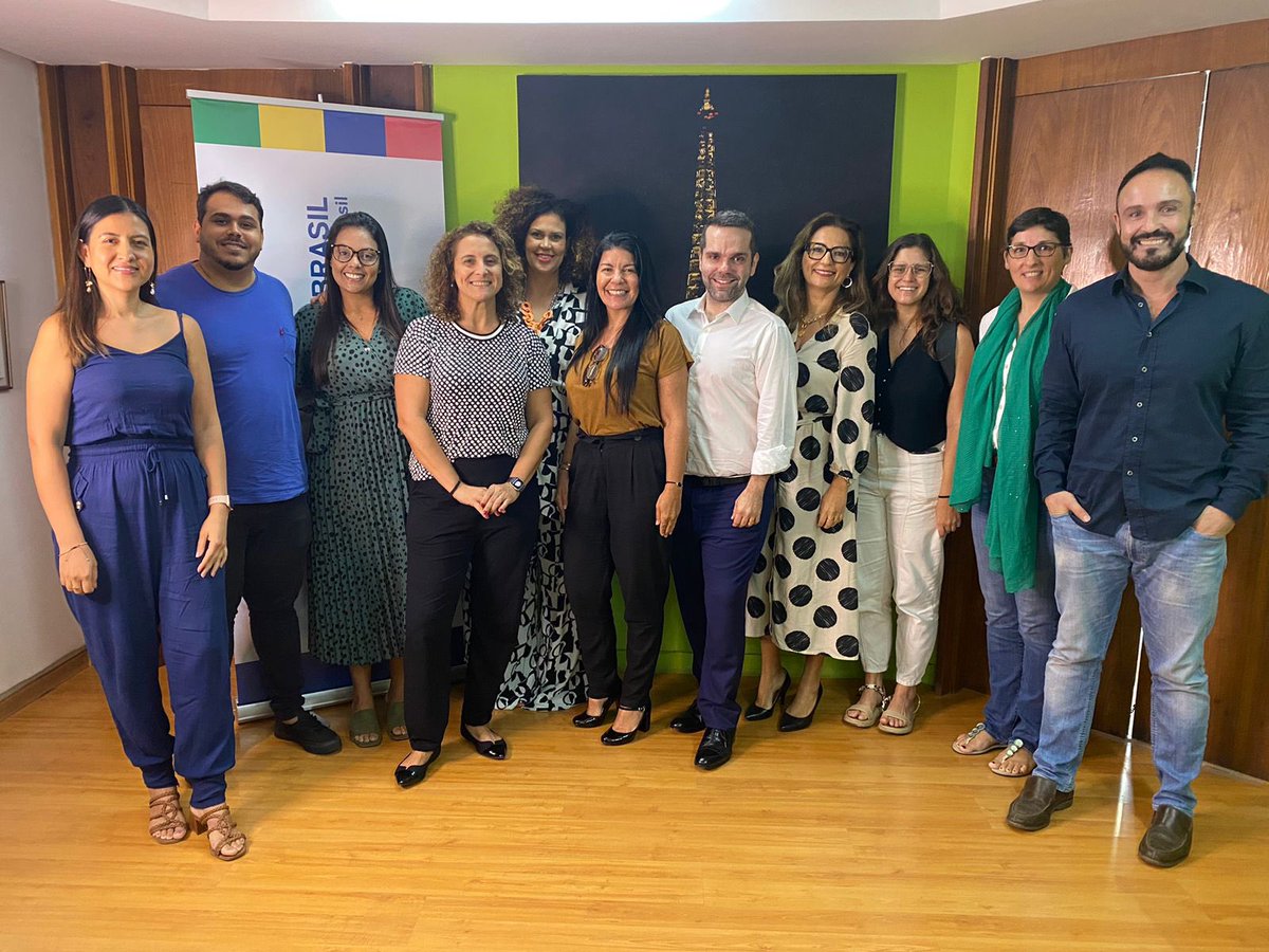 CCIFBRJ's tweet photo. Na terça-feira (16/04), nossa Comissão de #Sustentabilidade e #ESG realizou reunião, em nossa sede 📍@CCIFBRJ, para debater estratégias conjuntas para a agenda 2024. 🌏🌱✨ https://t.co/7R2zPecJf9
