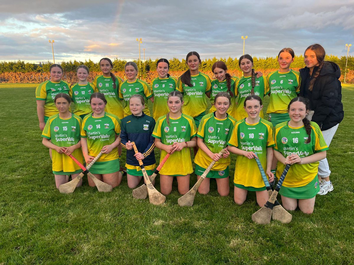 𝐁𝐚𝐥𝐥𝐲𝐛𝐚𝐜𝐨𝐧 𝐆𝐫𝐚𝐧𝐠𝐞 2-9 𝐂𝐥𝐨𝐧𝐨𝐮𝐥𝐭𝐲 3-3 Congrats to our U16 Camogie Team with a superb Win against a strong Clonoulty team. Our girls took advantage with some great skills on display and mighty scores. A super game girls. Well done to you all 🟢🟡