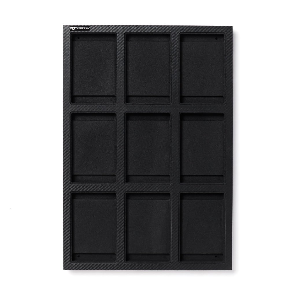 vaultedcollect's tweet photo. The ultimate wall-mounted display solution for trading card collectors. 

RT and TAG a friend! 

We’ll choose 3 winners AND their friends to receive the oh-so-sleek Display Vault Air Card Edition. 

Love,
The Vaulted Team 🫡🤟 https://t.co/7RepqIBuDS