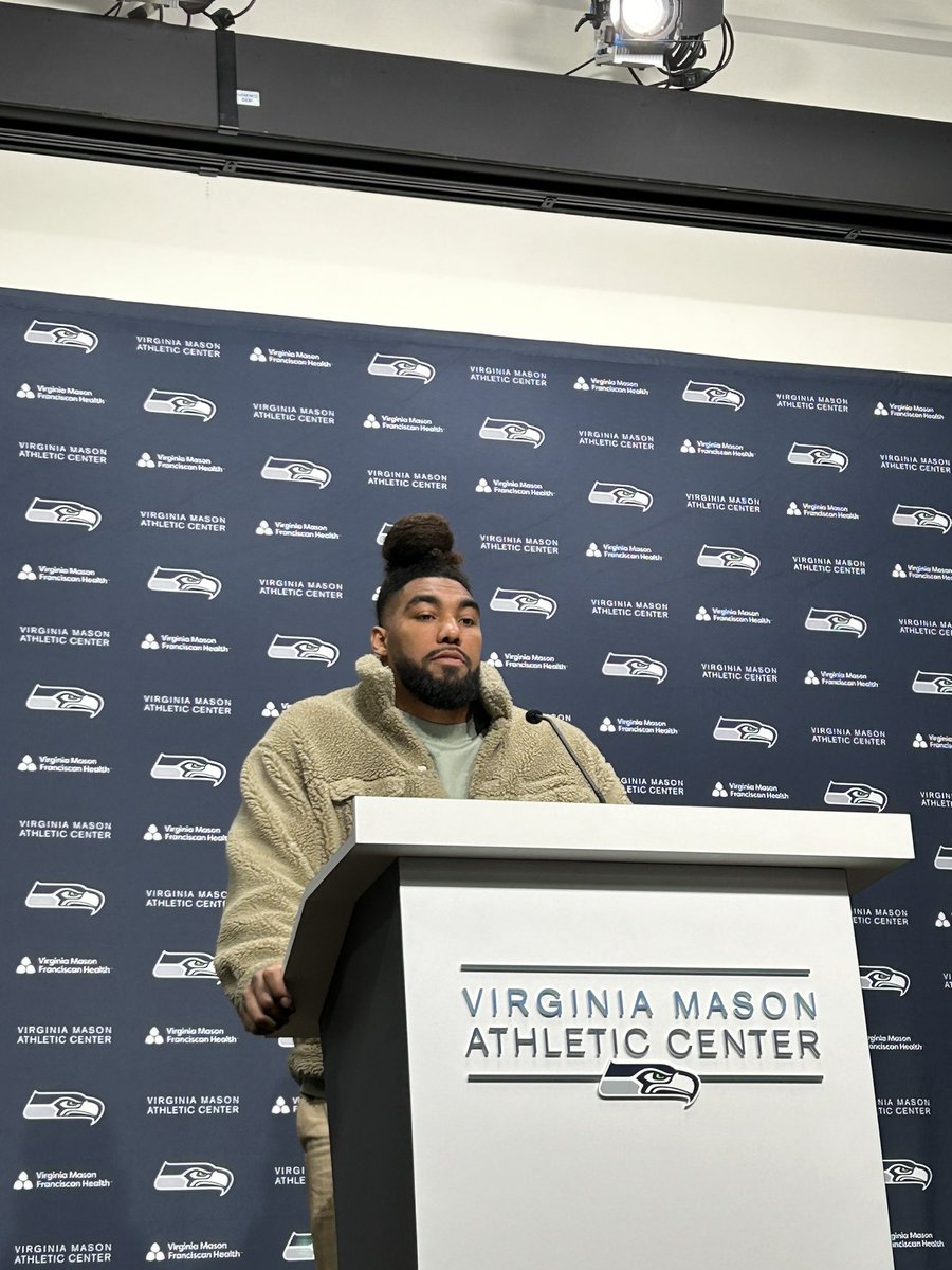 Leonard Williams on starting off the offseason program under new head coach Mike Macdonald: “You can just tell there’s a sense of urgency right now in a way that’s bringing everyone closer together… You can just tell everyone’s locked in on a different level.”