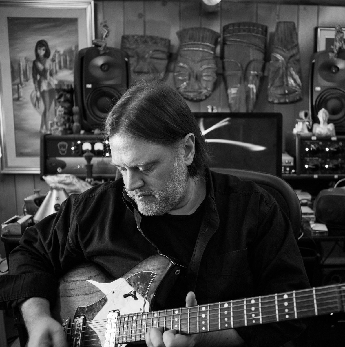 MemphisPop's tweet photo. Ok… I’ve been waiting (IYKYK) to share this, but can’t wait any longer. We’re absolutely thrilled to announce that we’ve partnered once again with the Overton Park Shell to present Matthew Sweet as the headliner for the 2024 Festival on Saturday, Aug 31st. 
📷: Evan Carter https://t.co/XXDbLDBdpH