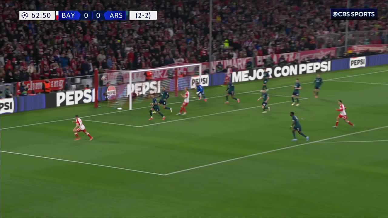 KIMMICH WITH A BULLET HEADER TO GIVE BAYERN THE LEAD 🎯💥