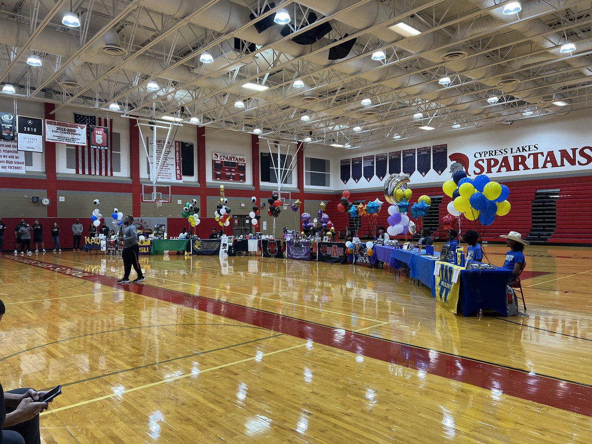 Great day at Cy Lakes today! Student Athletes sign to play at the next level! #WAWG #ThisisSPARTA