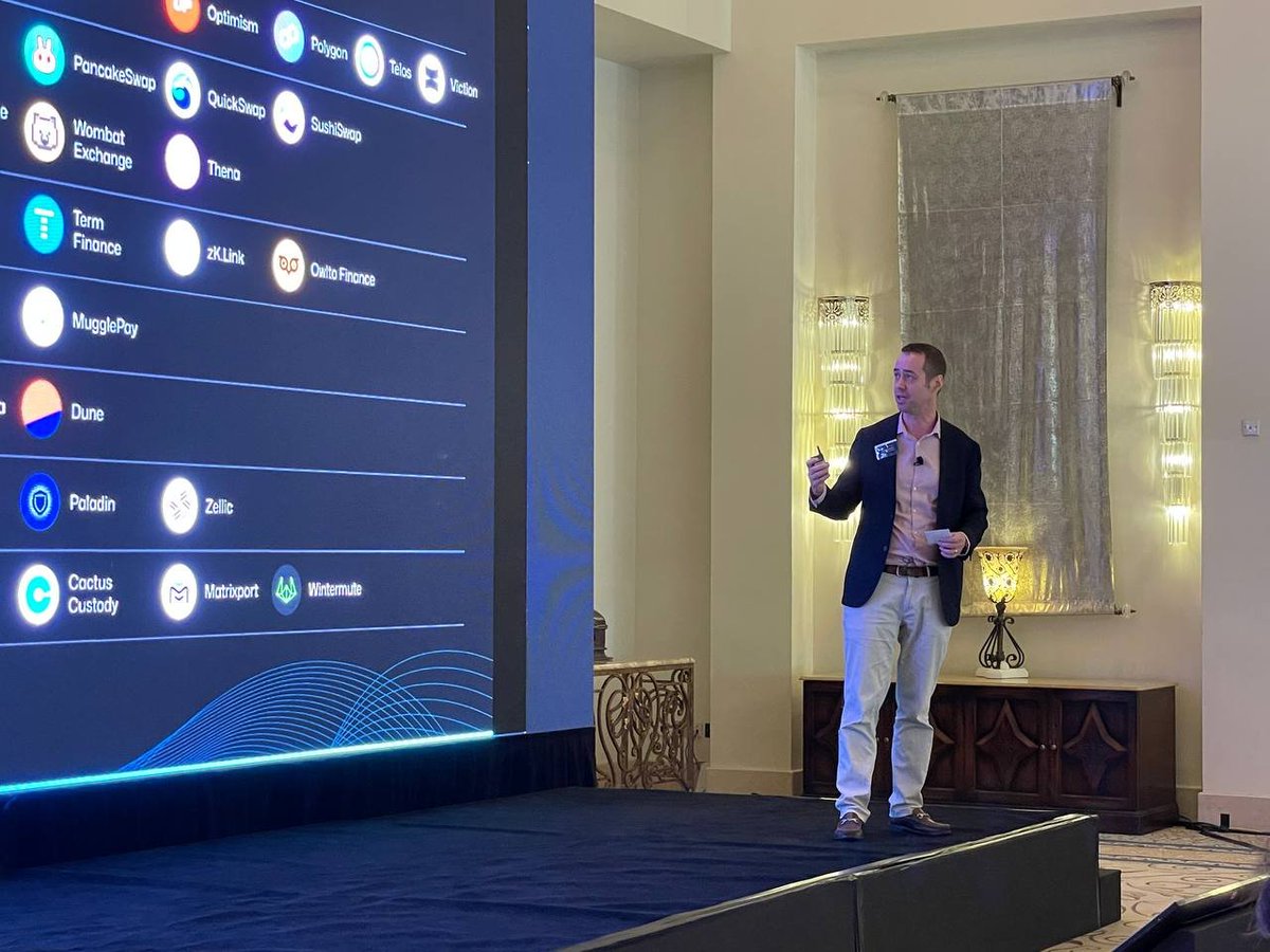 USDV_Money's tweet photo. Exciting kickoff at #StableFusion with @MatthewUSDV's insightful opening address!
More chains on the roadmap, a major grant from @arbitrum, and partnerships minting USDV with @LayerZero_Labs #ColorTrace. Plus, a bigger ecosystem with diversification of products in staking and point systems!
Let's ride the wave of innovation together! #USDV 🎉
