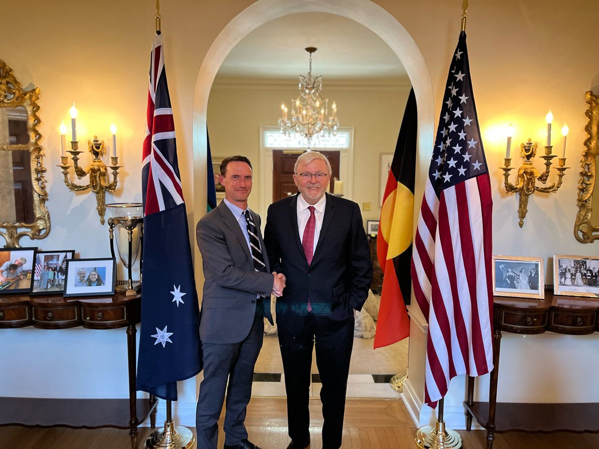 Delighted to welcome Charles Oppenheimer to the Residence this week, and to reflect on the twin challenges of nuclear non-proliferation and climate change, and the work he is doing on both. As well as his grandfather’s legacy.